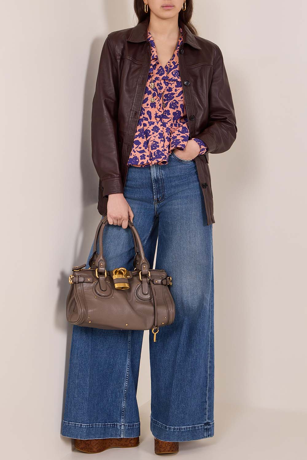 טופ משי פרחוני